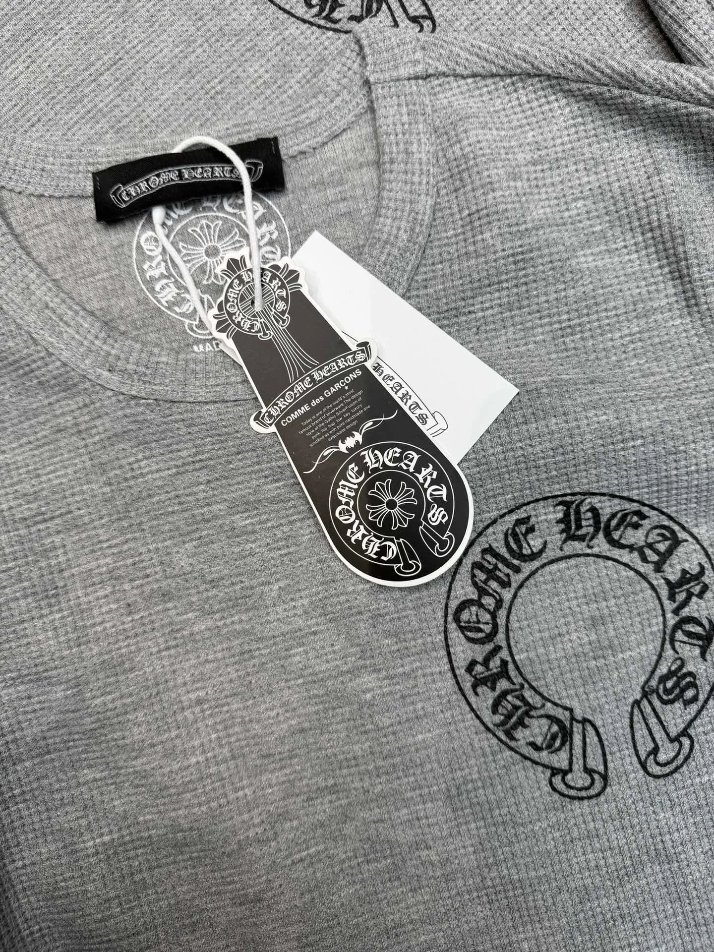 P198 M282#ChromeHeart·25ss new Sanskrit letter printed waffle long-sleeved top✅✅✅ Ready in stock Focus on quality and feel free to compare Size: S M L Color: White